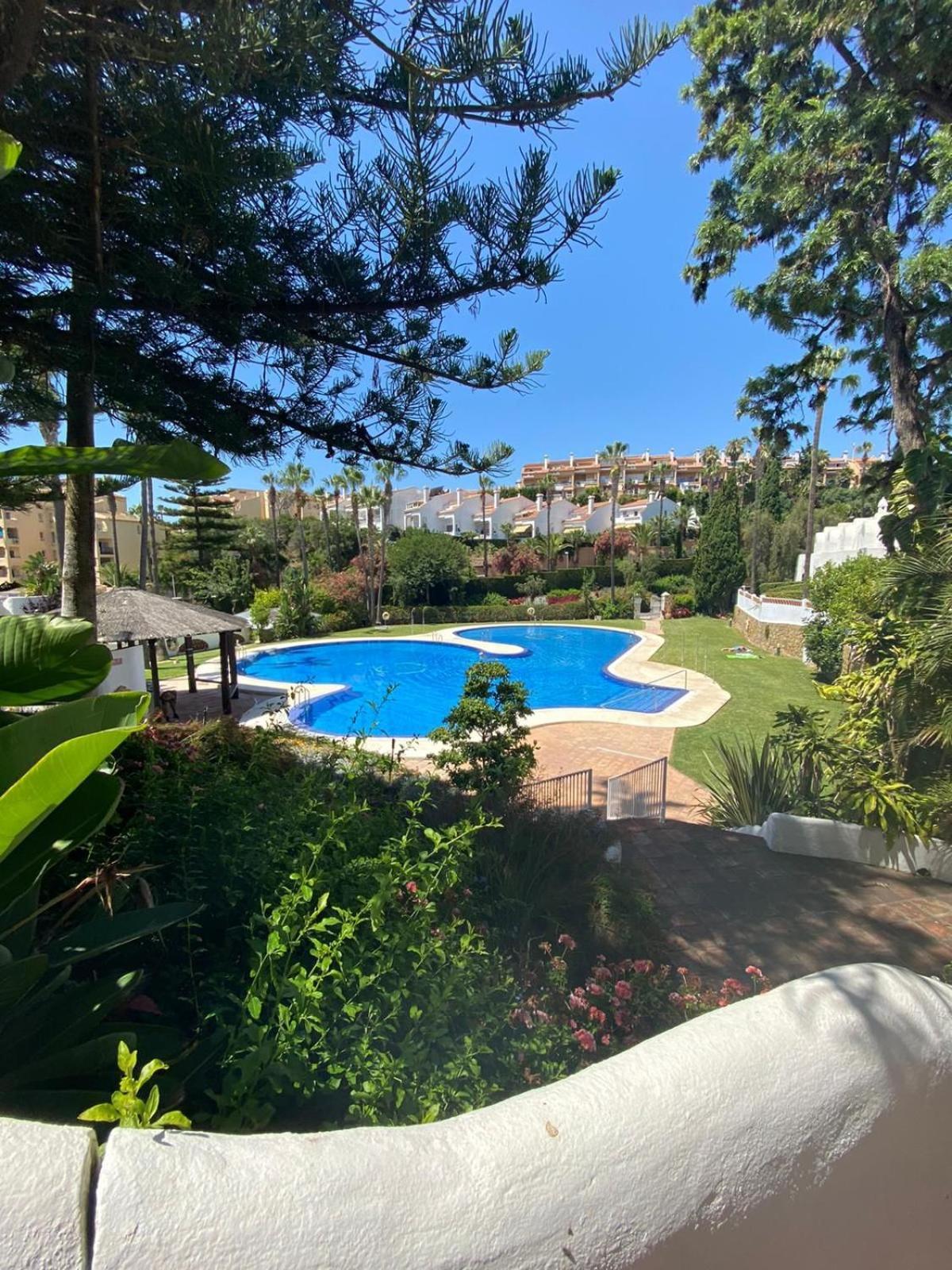 בנאלמדנה Benalgolf Vista Al Mar - Piscina Y Playa - Cercano A Campo De Golf מראה חיצוני תמונה